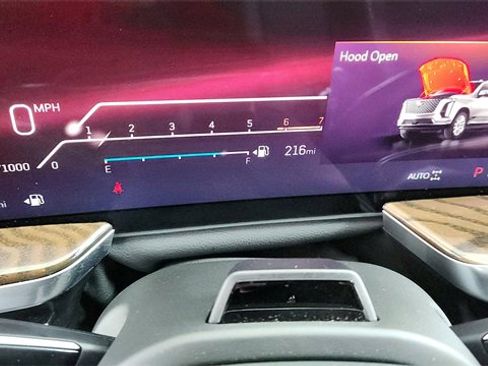 Certified 2025 Cadillac Escalade ESV Sport Platinum w/ LPO, ONYX Package image 15