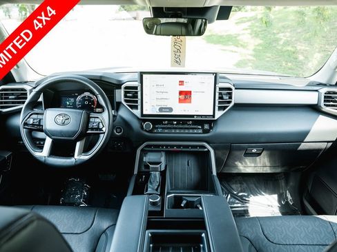 Used 2024 Toyota Tundra Limited AWD/4WD image 12