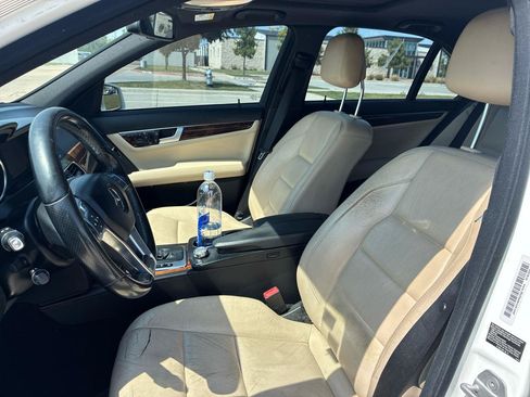 Used 2013 Mercedes-Benz C 300 4MATIC Sedan image 18
