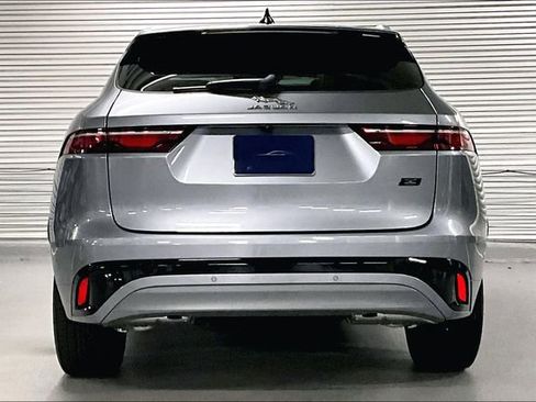 New 2026 Jaguar F-PACE R-Dynamic S image 5