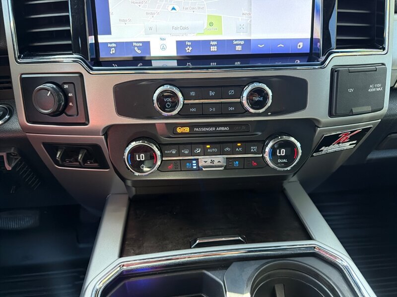 Used 2022 Ford F350 Lariat w/ Lariat Ultimate Package AWD/4WD image 19