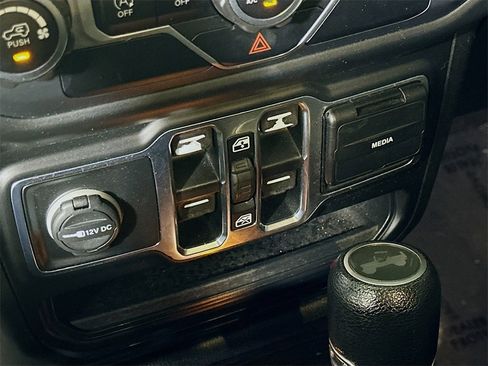 Used 2020 Jeep Wrangler Unlimited Sport S image 27