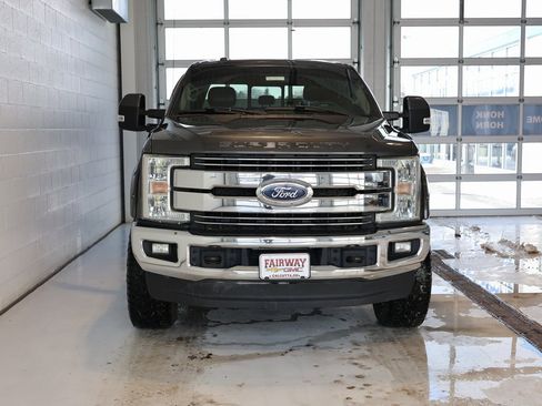 Used 2017 Ford F350 Lariat w/ Lariat Value Package image 5