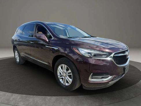 Used 2018 Buick Enclave Essence AWD/4WD image 3