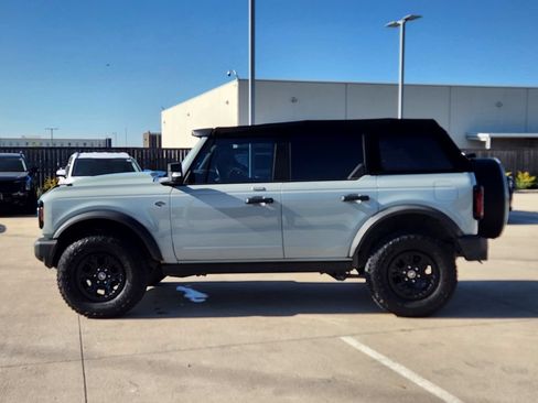 Used 2022 Ford Bronco Wildtrak AWD/4WD image 14