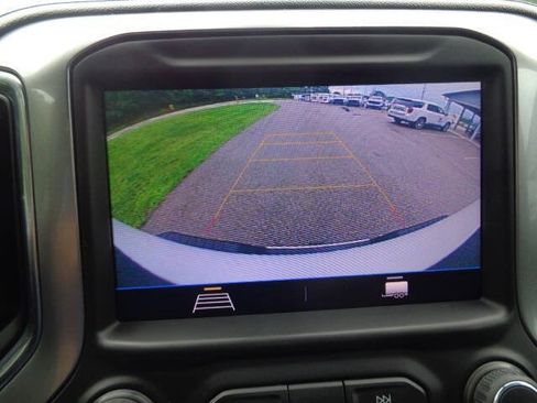 Used 2022 Chevrolet Silverado 2500 LT AWD/4WD image 17