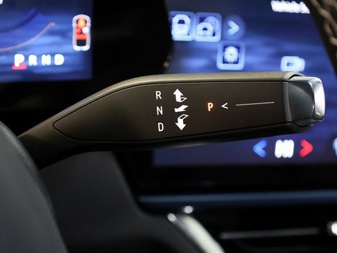 New 2026 Chevrolet Equinox EV LT image 20