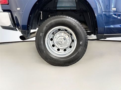 Used 2024 RAM 3500 Limited AWD/4WD image 36