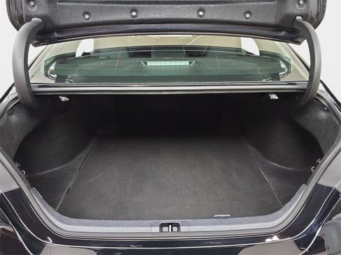 Used 2024 Toyota Camry SE image 15