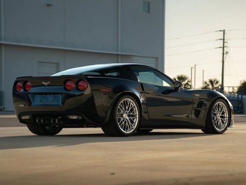 Used 2010 Chevrolet Corvette ZR1 w/ Preferred Equipment Group image 18