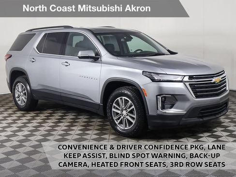 Used 2023 Chevrolet Traverse LT FWD image 1