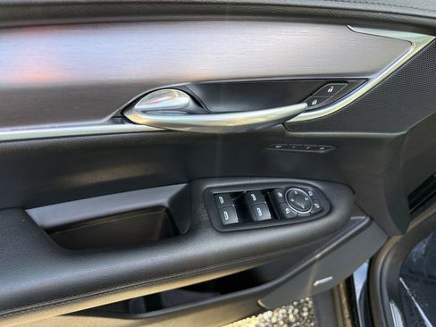 Used 2018 Cadillac XT5 Premium Luxury image 13