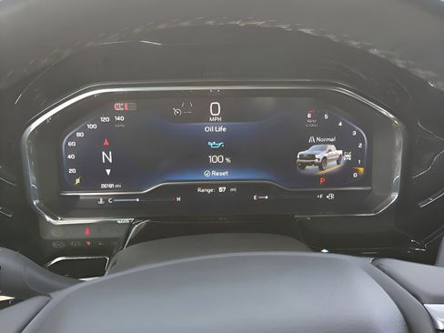 Used 2024 Chevrolet Silverado 1500 LT Trail Boss w/ LT Trail Boss Premium Package image 42