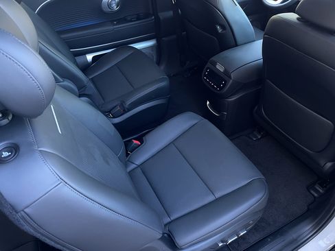 New 2026 Hyundai Ioniq 9 Limited image 19