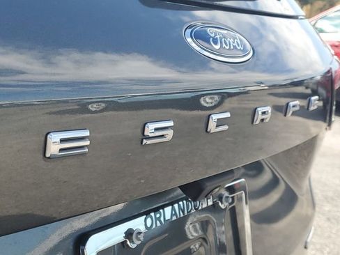 Certified 2020 Ford Escape SE image 7