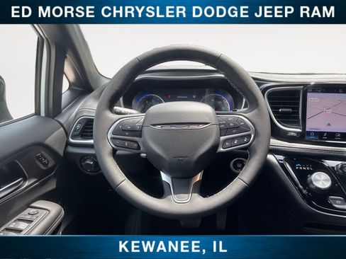 New 2027 Chrysler Pacifica Select w/ Family Tech Group FWD image 12