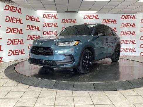 Used 2024 Honda HR-V Sport image 3
