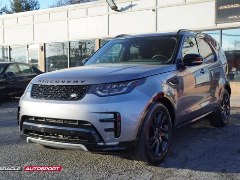 Used 2020 Land Rover Discovery Landmark image 3