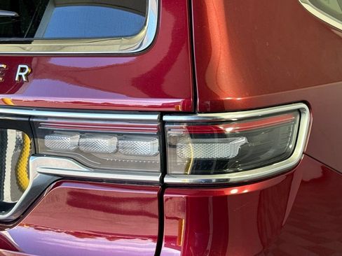 Certified 2024 Jeep Grand Wagoneer L Series III AWD/4WD image 60
