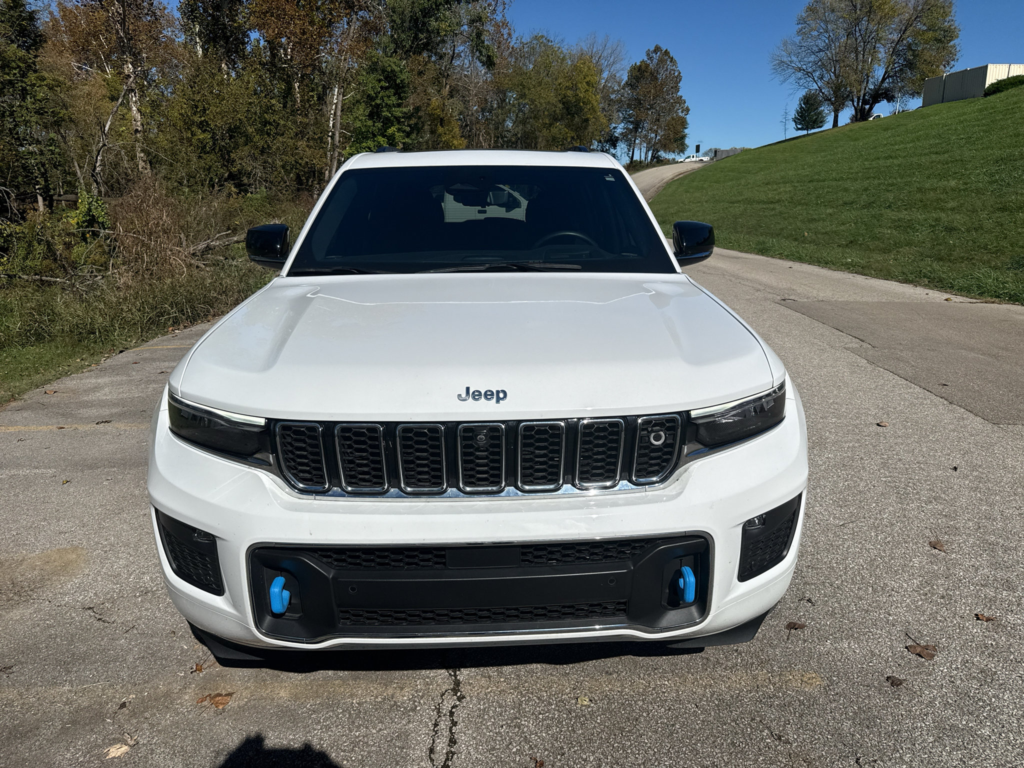 Used 2022 Jeep Grand Cherokee Overland w/ Advanced Protech Group III AWD/4WD image 7