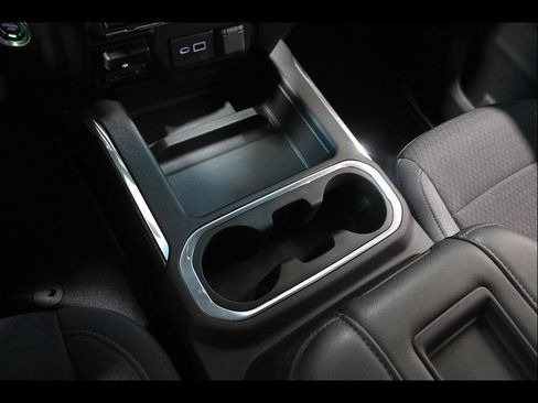 Used 2021 Chevrolet Silverado 1500 LT Trail Boss w/ Bed Protection Package AWD/4WD image 15