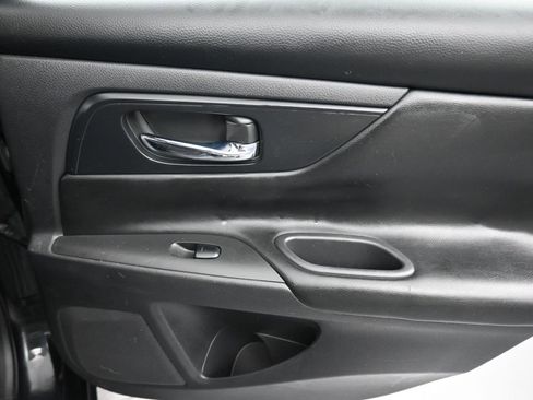 Used 2017 Nissan Altima 2.5 S w/ Power Driver Seat Package image 33