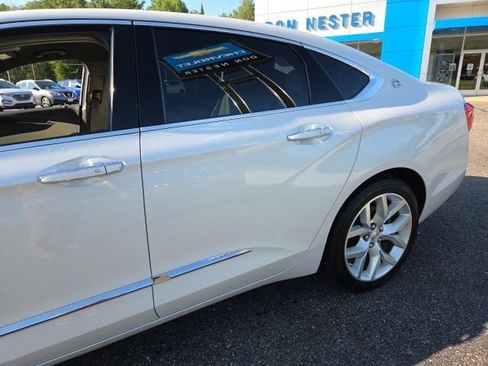 Used 2019 Chevrolet Impala Premier w/ Premier Convenience Package FWD image 34