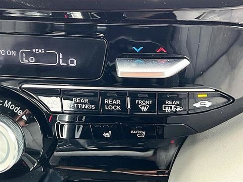 Used 2024 Acura MDX FWD w/ Technology Package image 42