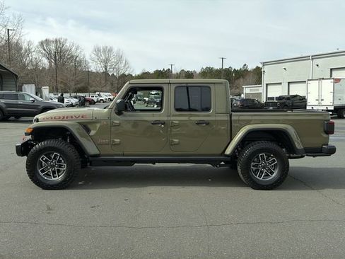 New 2026 Jeep Gladiator Mojave AWD/4WD image 10