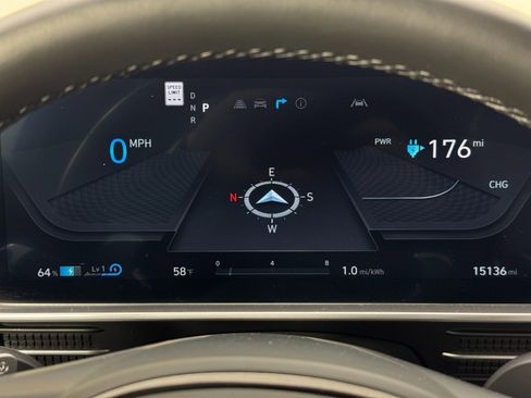 Used 2023 Hyundai Ioniq 6 SEL image 17