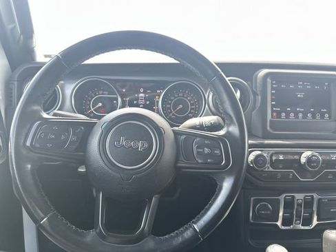 Used 2021 Jeep Wrangler Unlimited Sport image 31