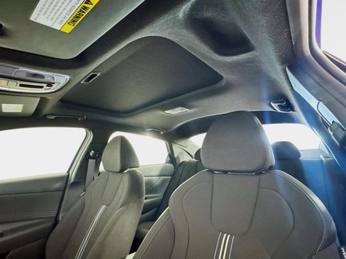 New 2026 Hyundai Elantra SEL Sport FWD image 14