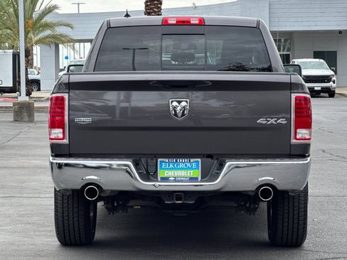 Used 2019 RAM 1500 Laramie w/ Convenience Group AWD/4WD image 4