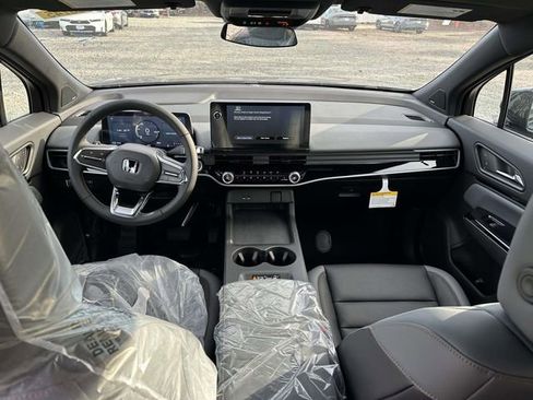 New 2026 Honda Prologue Touring image 12