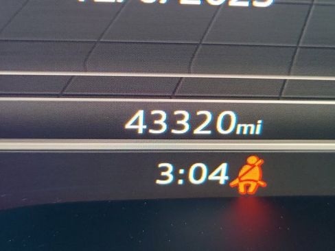 Used 2018 Audi SQ5 Prestige image 25