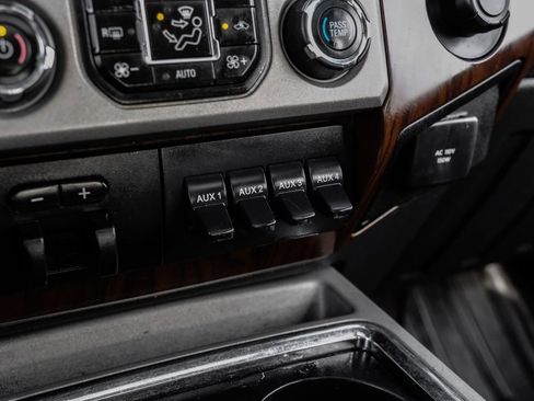 Used 2015 Ford F450 Lariat w/ Lariat Ultimate Package image 22