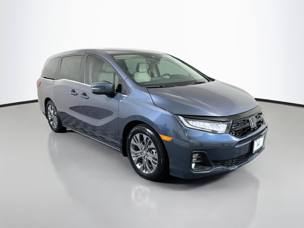 Certified 2025 Honda Odyssey Touring image 3