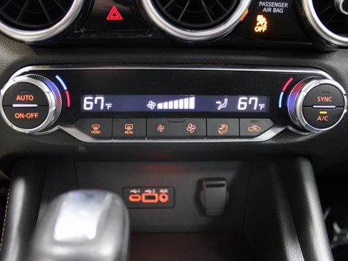 Used 2022 Nissan Sentra SR image 38