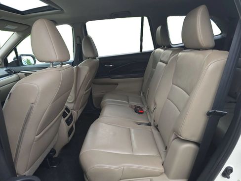 Used 2016 Honda Pilot EX-L image 10
