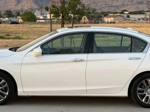 Used 2017 Honda Accord EX-L image 4