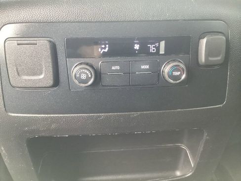 Used 2020 Chevrolet Tahoe LT image 15