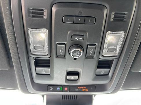 Used 2023 Chevrolet Tahoe LT w/ Luxury Package AWD/4WD image 25