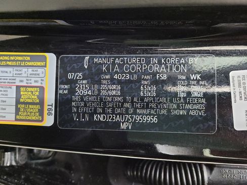 Used 2025 Kia Soul LX w/ LX Technology Package image 33