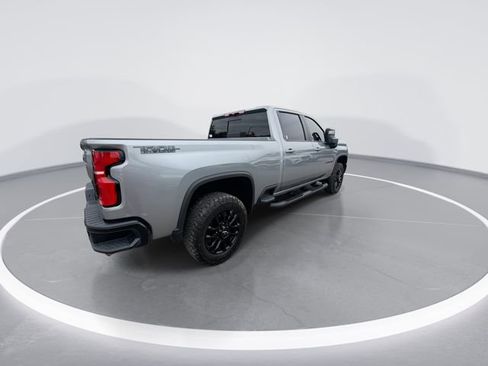 Used 2025 Chevrolet Silverado 2500 LT w/ Trail Boss Package AWD/4WD image 8