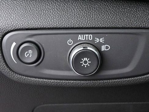 Used 2025 Chevrolet TrailBlazer LT w/ LT Cold Weather Package image 36