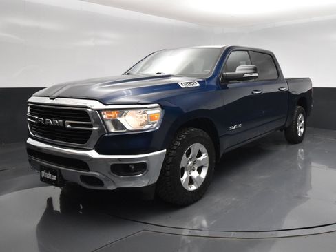 Used 2019 RAM 1500 Big Horn RWD image 2