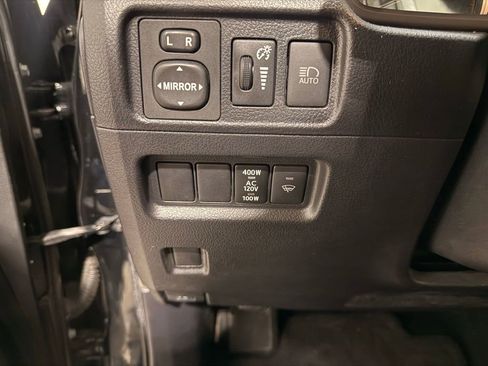 Used 2022 Toyota 4Runner TRD Sport AWD/4WD image 14