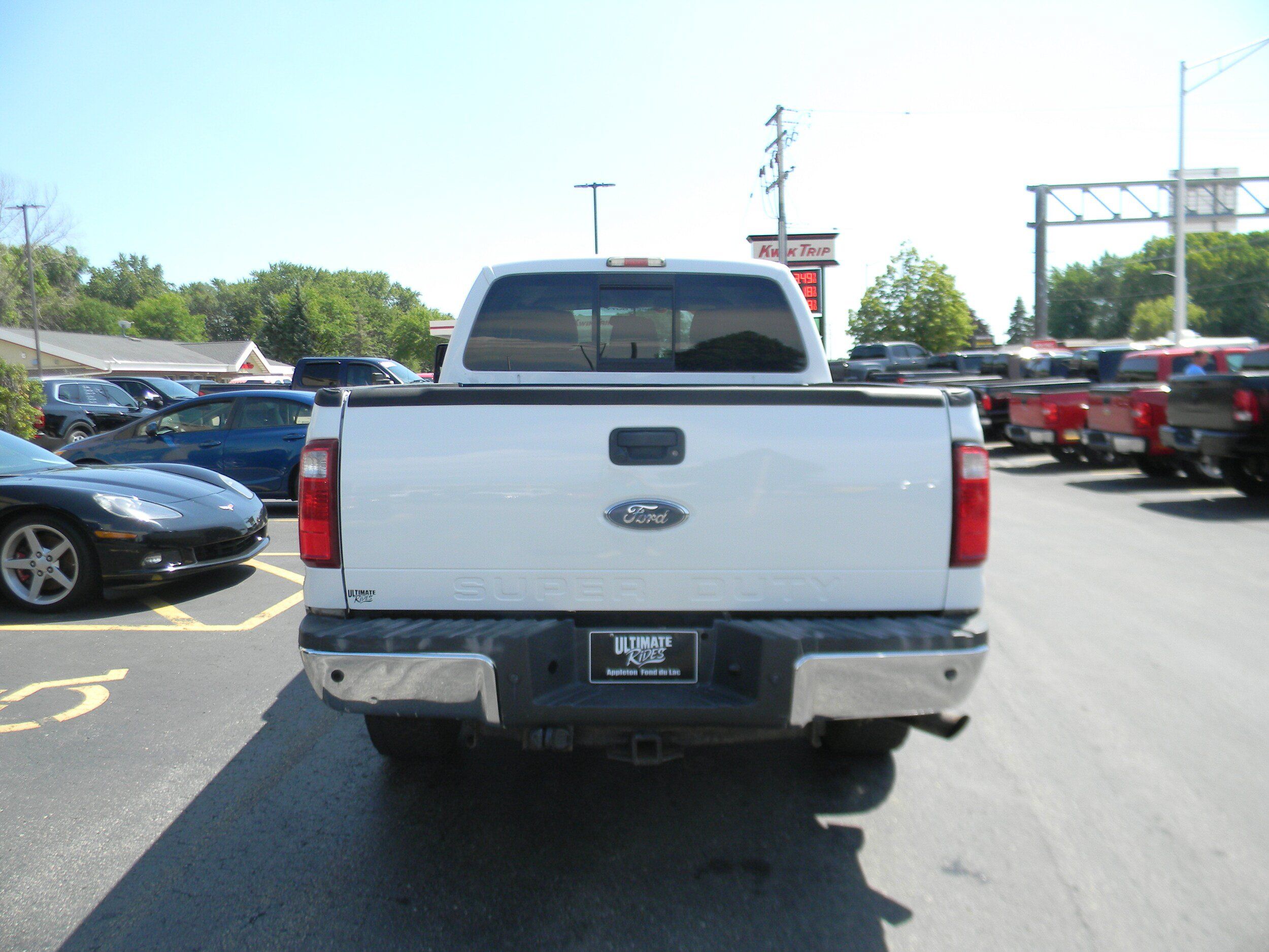 Used 2011 Ford F250 Lariat w/ Lariat Interior Pkg AWD/4WD image 11