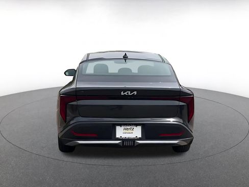 Used 2025 Kia K4 LXS FWD image 12