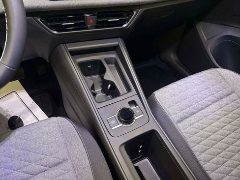 New 2026 Volkswagen Tiguan S image 24